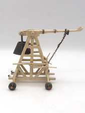 Elastolin    4 cm  Kunststoff Figur  /   Steinschleuder - Katapult  /  angemalt