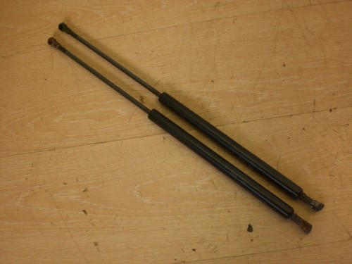 Gaßdruckdämpfer der