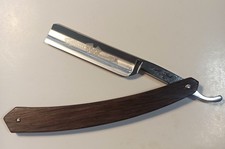 Ralf Aust Rasiermesser, Heft