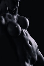 Aktfoto vor Schwarz,  Nude