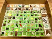 Mineralien/Mineraliensammlung - Konvolut/Lot/Flat/Kiste/Karton 01