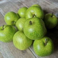 12 x Äpfel grün Attrappen