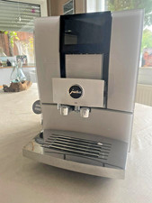 Jura Z 10 Kaffeevollautomat in Weiß + JURA Cool Control Milchbehälter +Neuwertig