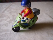 Playmobil 3946 Motorroller mit Fahrerin und Koffer , neuwertig