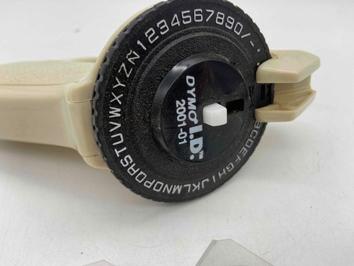 Dymo 2001 label maker white - dymo, 2001-01