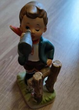 Erich Stauffer Figur Junior Junge mit Fernglas