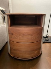 S100 Nachtschränkchen