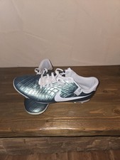 Nike Fly Touch lite Fussballschuhe Rasen Gr. 40