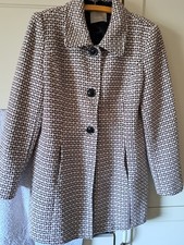 Toller Wintermantel von Orsay mit  Muster Gr. 42 (fällt etwas kleiner aus)