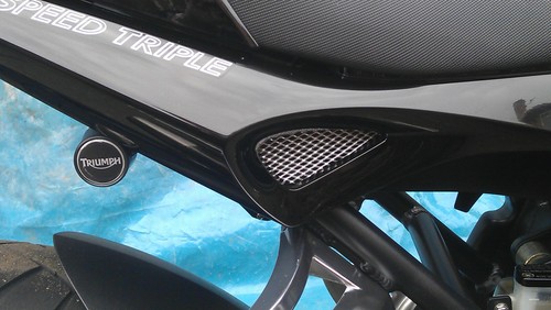 Triumph speed triple 1050 side - 1050,