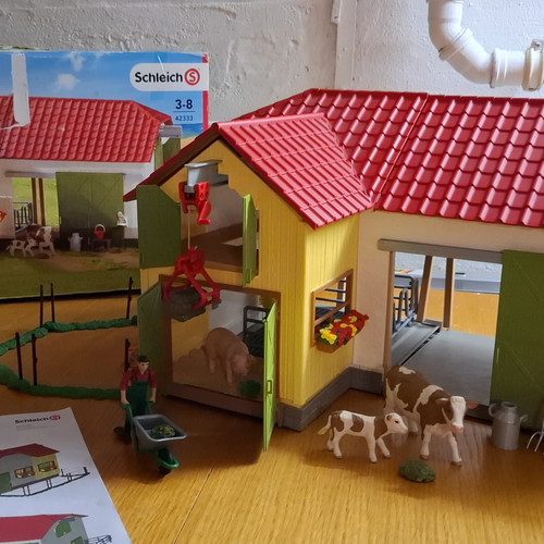 Schleich bauernhaus stall - schleich, bauernhaus/stall