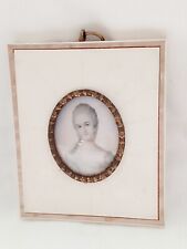 Miniaturmalerei oval mit Metalleinfassung in einem Rahmen aus Bein 