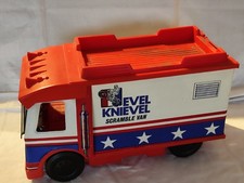 Aus einer Auflösung: Evel Knievel Scramble Van