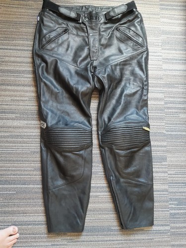 Lederhose shoei leder 62 - leder,