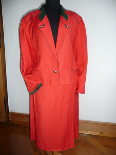 Rotes trachtenkostüm von - trachtenkostüm,