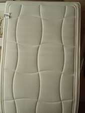 2 Boxspring-Matratzen 90 x 200 x 25, H2, fast neu