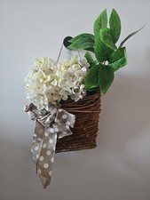 Tür-Deko Korb mit Hortensien