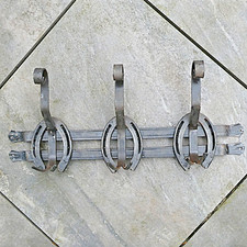 Große Garderobe Trensenhalter Hufeisen Schmiedeeisen Stallgasse ca. 60 x 25 cm