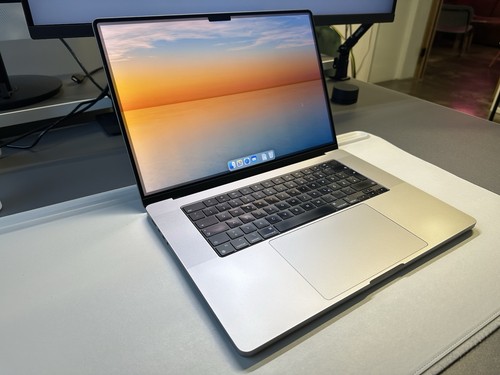 Macbook pro max 32gb - m1,