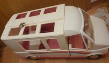 Alter Barbie Camper