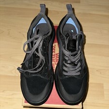 Vans Ultrarange Exo Blackout