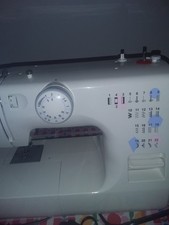 AEG Nähmaschine mit Zubehör