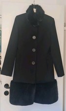 Kurzmantel mit Einsätzen in