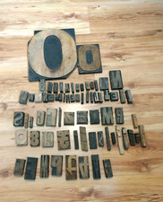 Lettern aus Holz  71 Stck