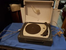 Alter Plattenspieler, Dual 300,  Funktioniert 