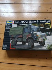 Revell Unimog ( Lkw 2t tmilgl
