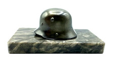 Original antik WK Stahlhelm Marmor Plinthe Andenken Briefbeschwerer 1A Zustand