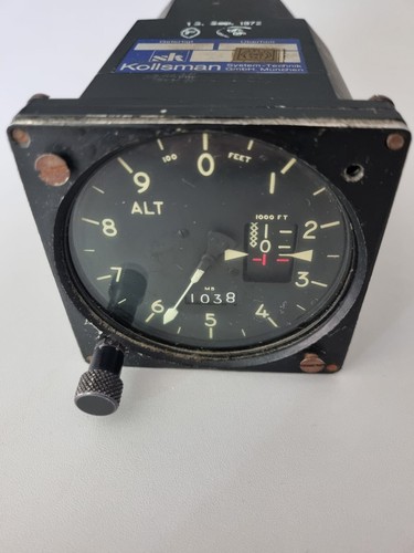 Kollsman barometer altimeter - kollsman,