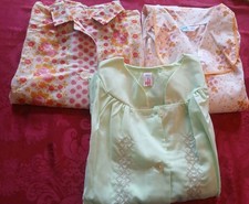 DDR Damen Nachthemd + Schlafanzug + Kittelschürze Planet Dederon Pausa m 50