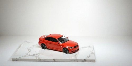 Bmw miniatur 1er coupe 2011 - coupe,