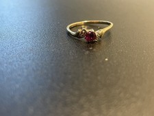 Zarter Damen-Ring  - 8 Karat