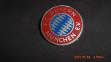 Bayern München  Button zum Anstecken mit Nadel 3 cm  siehe Bild