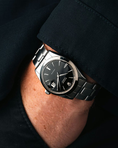Rolex oysterdate precision - precision, —