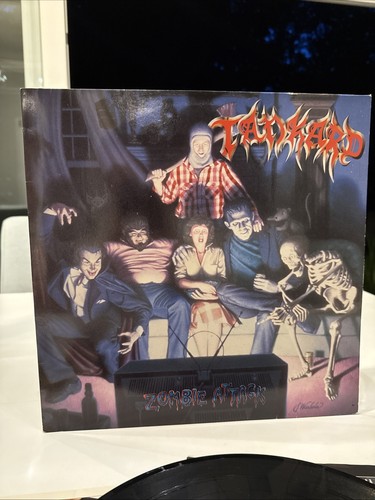 Tankard zombie attack - attack,