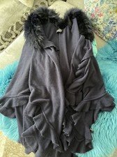 Edler schicker Poncho großer