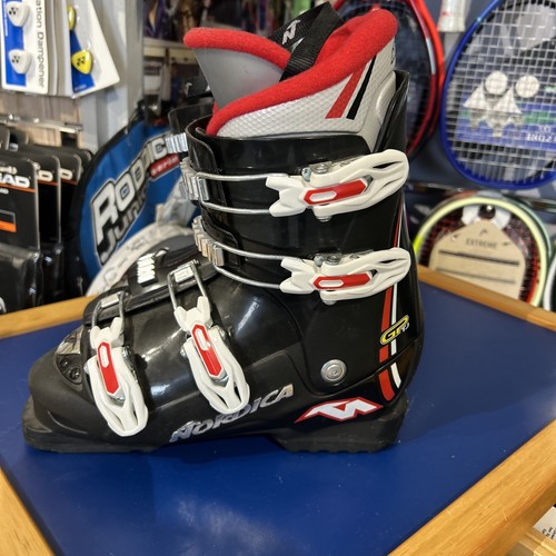 Damenski schwarz nordica - 24,5,