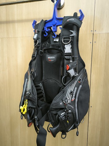 Mares quantum sls - mares, bcd