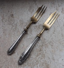 2 schöne alte Kuchengabeln