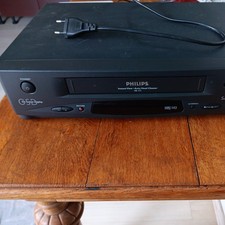Philips VR171/02 VCR -  defekt Gebrauchsspuren mit Fernbedienung