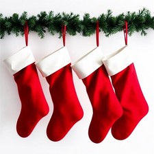 4er Set Weihnachtsstrümpfe – Nikolaussocken zum Aufhängen & Befüllen