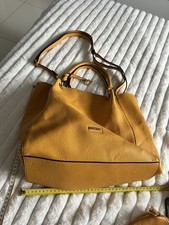 Wunderschöne Senfgelbe Tasche