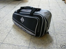 Moto Detail Seitentasche rechts 20 Liter für Universal Gepäcksystem Premium