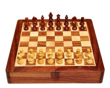 Handgefertigtes schachspiel - handgefertigtes,