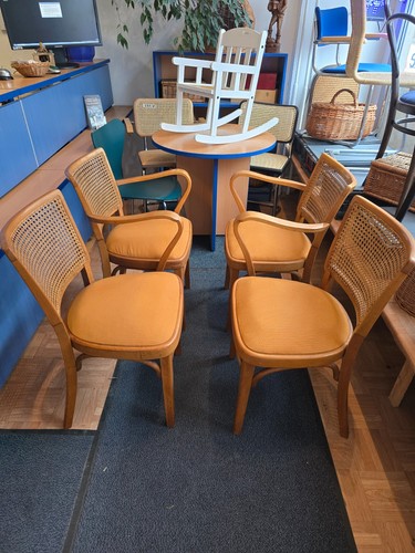 Sitzgruppe vom thonet - sitzgruppe,