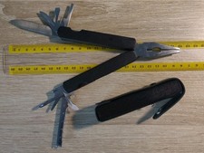 Multifunktionswerkzeug, zusammenklappbar, mit Gürteltasche, 9 Funktionen