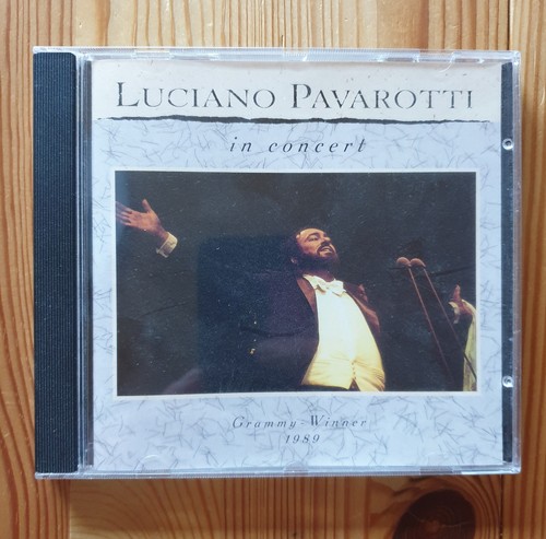 Luciano pavarotti in concert - luciano,